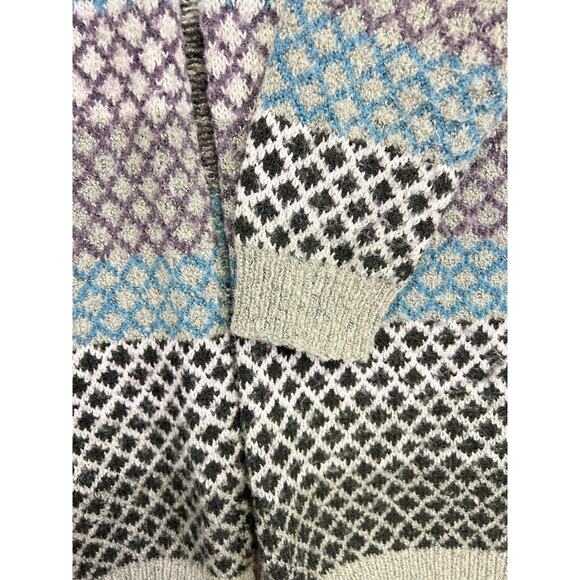 Absolutely Famous Long Sleeve Cardigan - Casual Chic Geometric Pattern, Size L - Picture 5 of 10